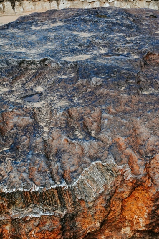 A clear Namibian night sky filled with bright stars, evoking the idea of meteorites traveling from space to Earth.